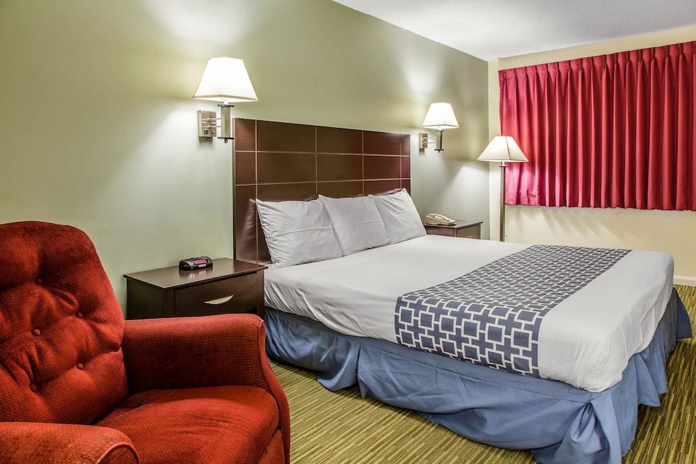 Rodeway Inn Groton - New London 1