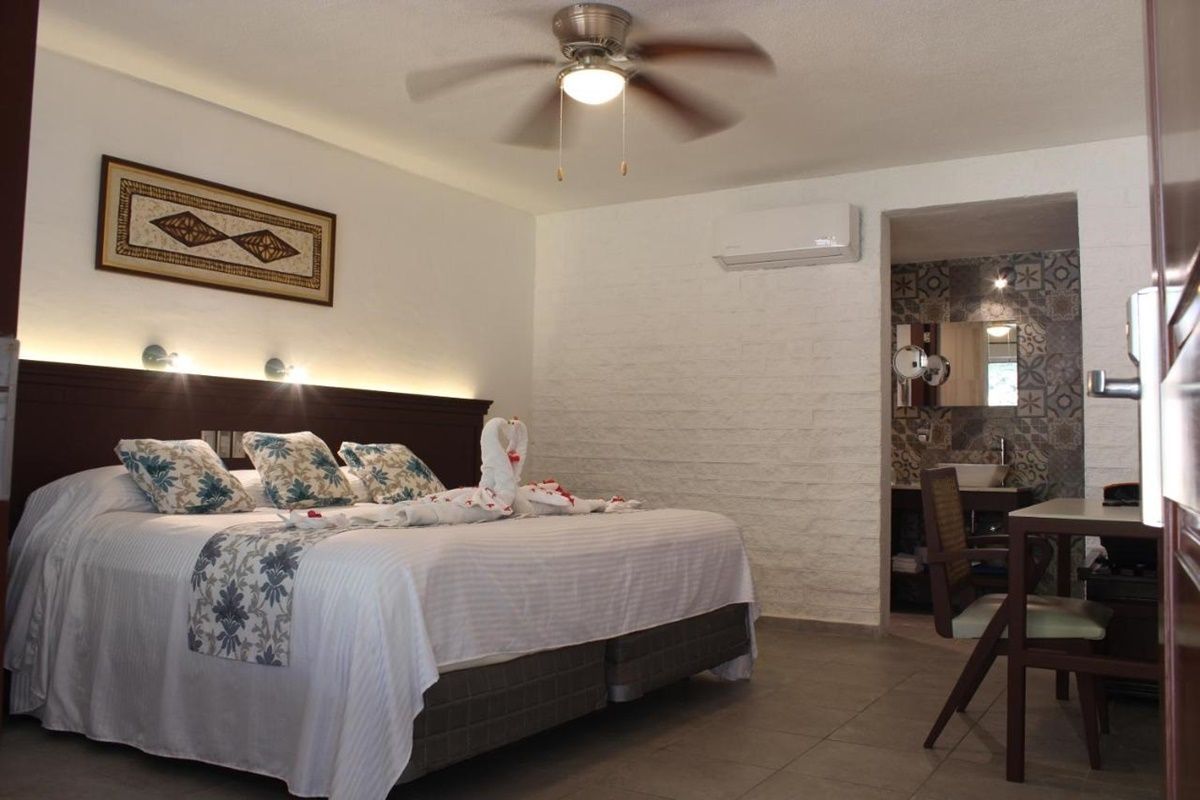 Hotel Puerta Chichen 2
