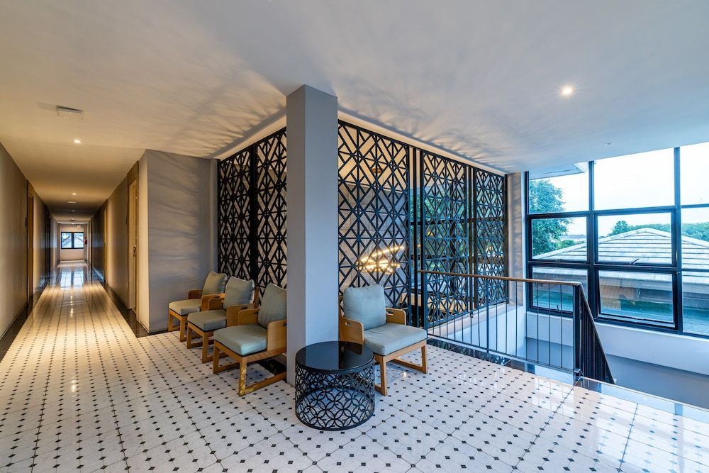Antiya Hotel Phuket 2