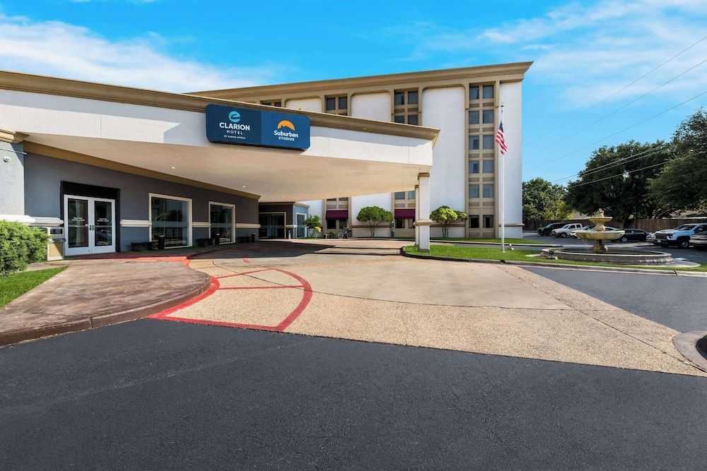 Clarion Hotel San Angelo near Convention Center 1