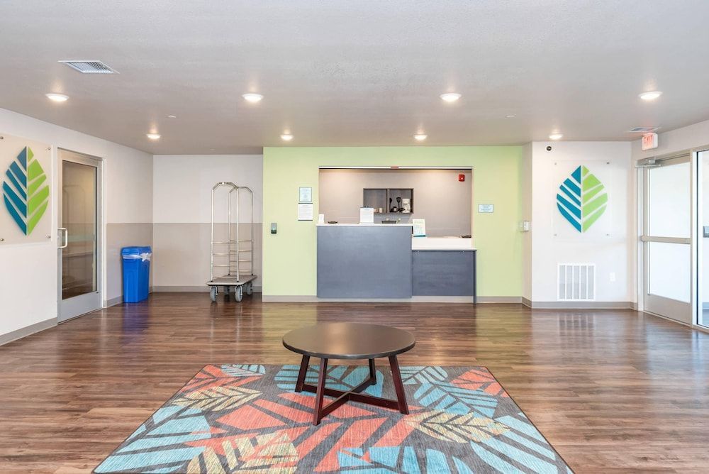 WoodSpring Suites Buford near Mall of Georgia-Lake Lanier 2