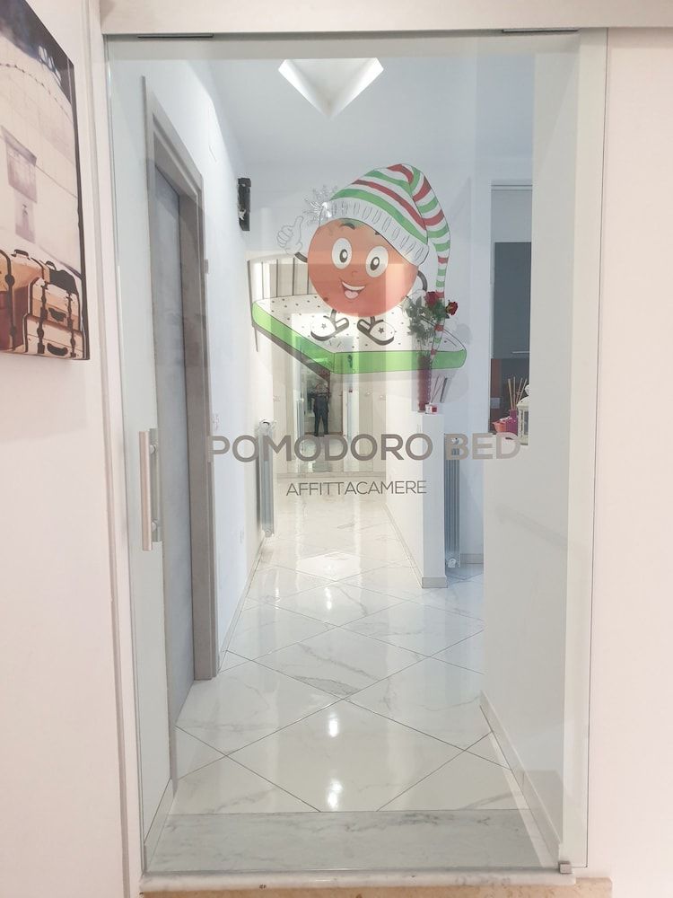 Pomodoro Bed 1