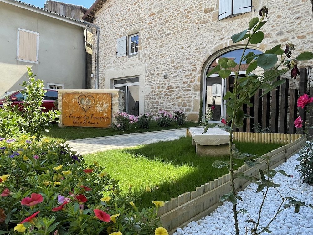 LA GRANGE DES FRANGINES 1