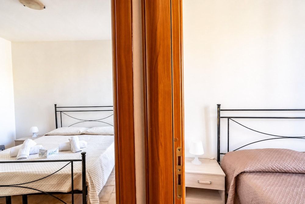 Villino Sole 3 With A/C Near Beach & Centre 2