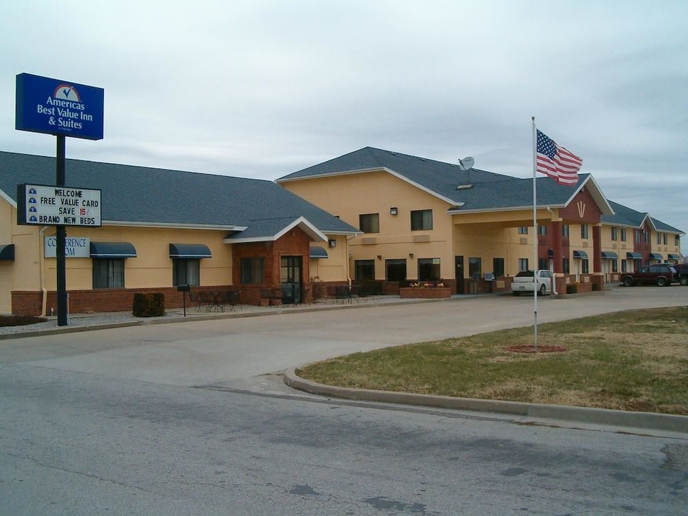 Americas Best Value Inn and Suites - Nevada 1