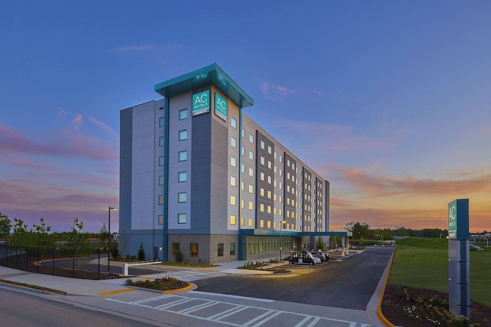 AC Hotel by Marriott Atlanta Airport Gateway 1