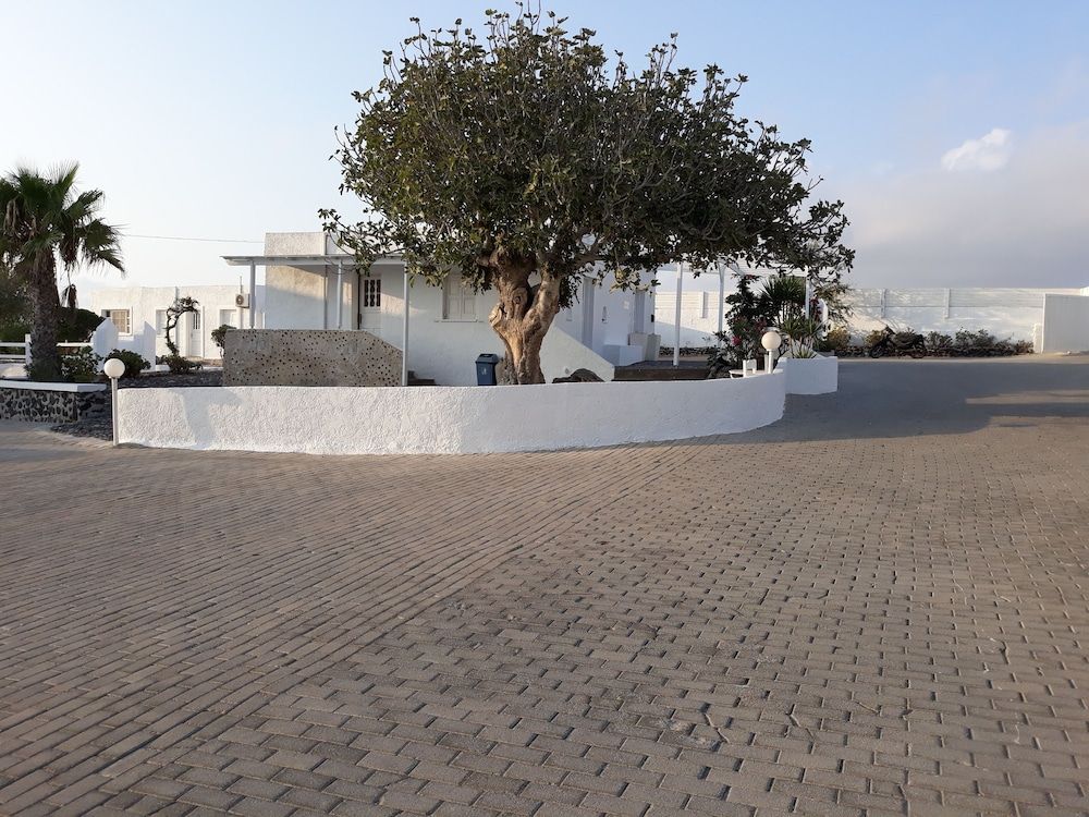 Artemis Suites 2