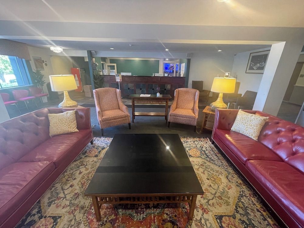Wingate by Wyndham Mount Vernon 2