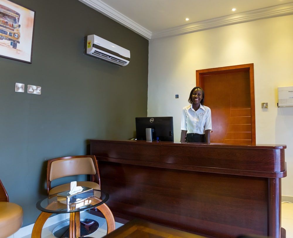 Eagles Apartments, Airport Residential 2