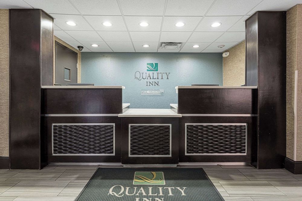 Quality Inn Asheville Downtown Tunnel Rd 1