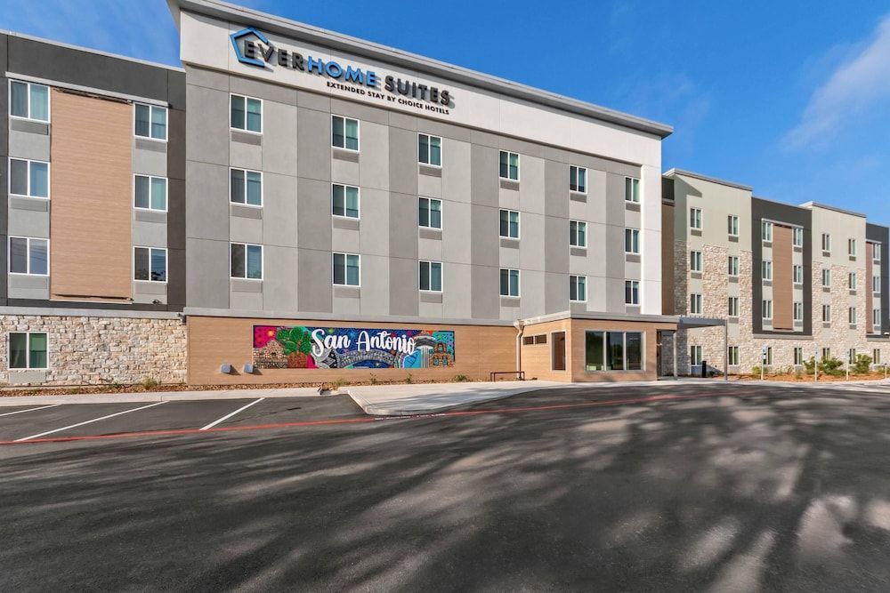 Everhome Suites San Antonio Lackland near SeaWorld by Choice Hotels 1