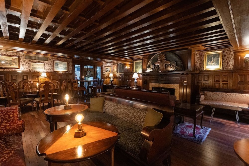 Hotel Tabard Inn 2
