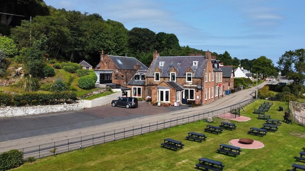 The Corrie Hotel 1