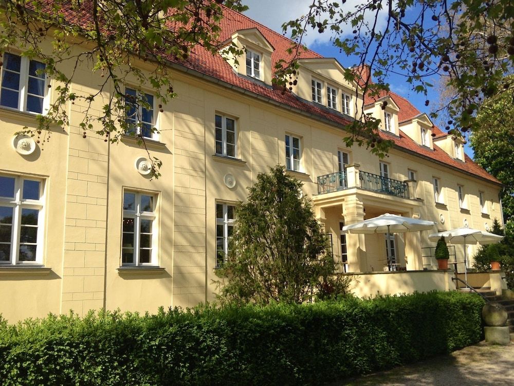 Schloss Diedersdorf 1
