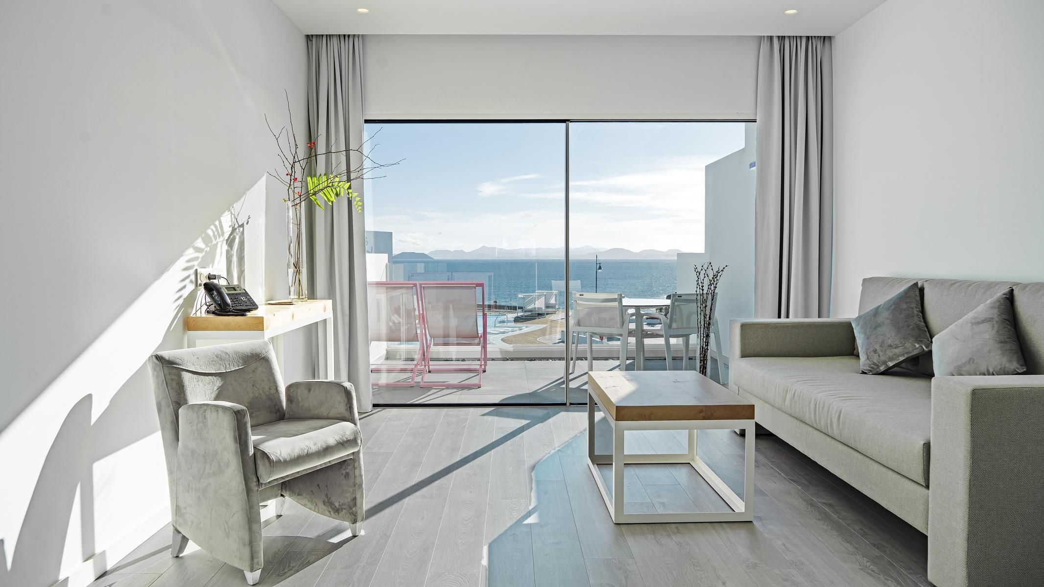 CalaLanzarote Suites Hotel - Adults Only 2