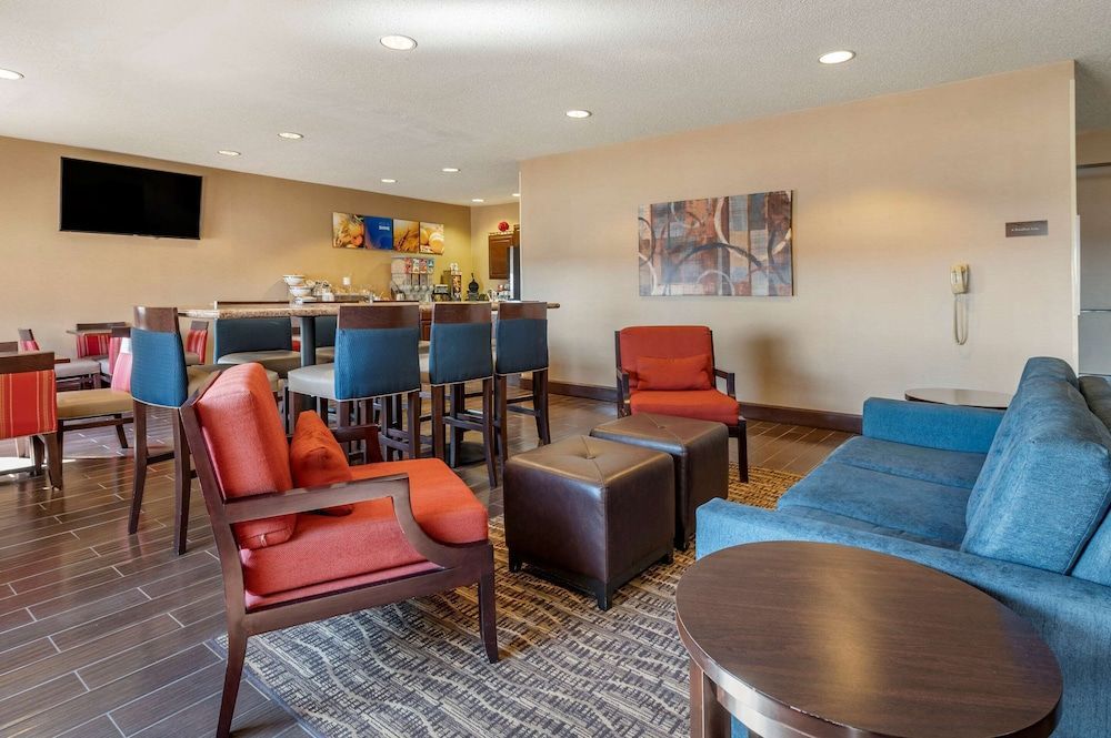 Comfort Inn Shelbyville North 2