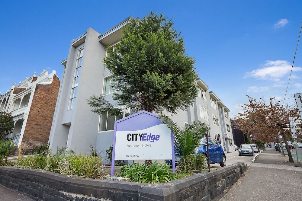 City Edge East Melbourne Apartment Hotel 1