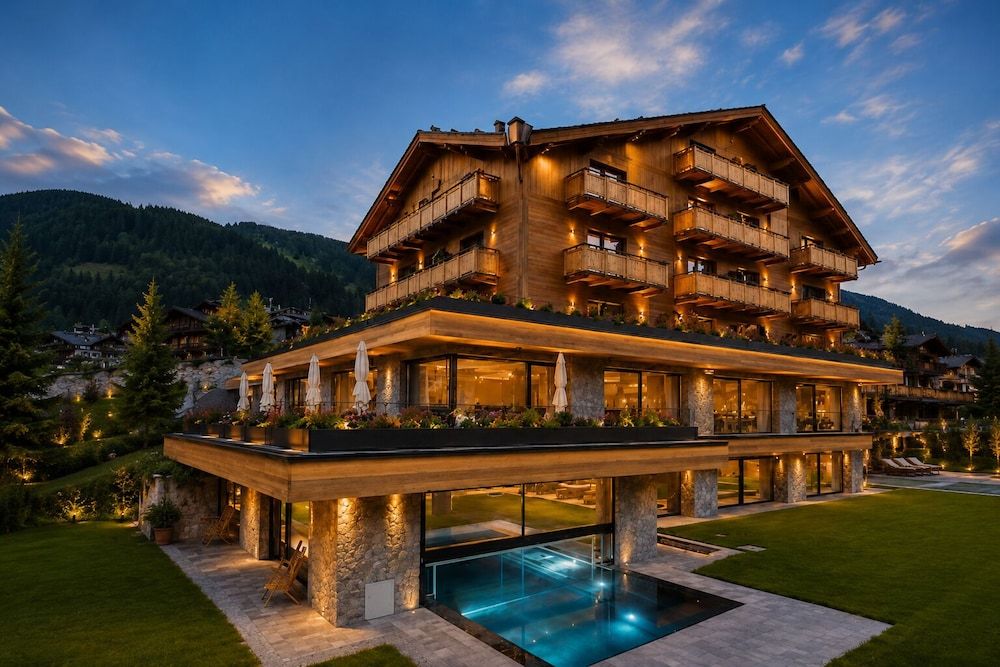 Paradise Lodge 1