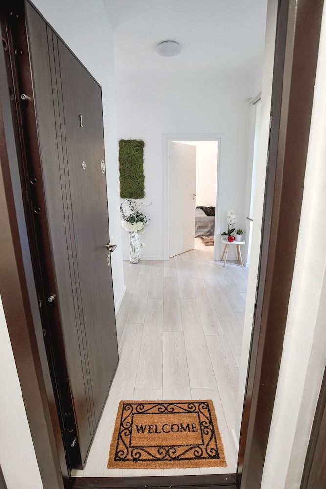 Metropole Apartments Old Town 2