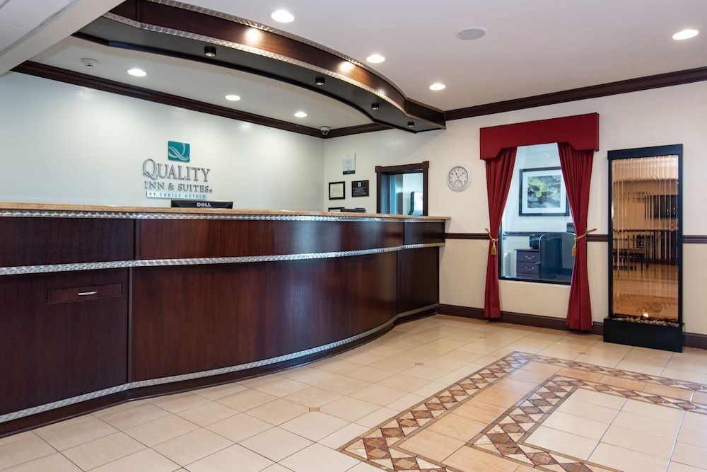 Quality Inn & Suites Quakertown-Allentown 2