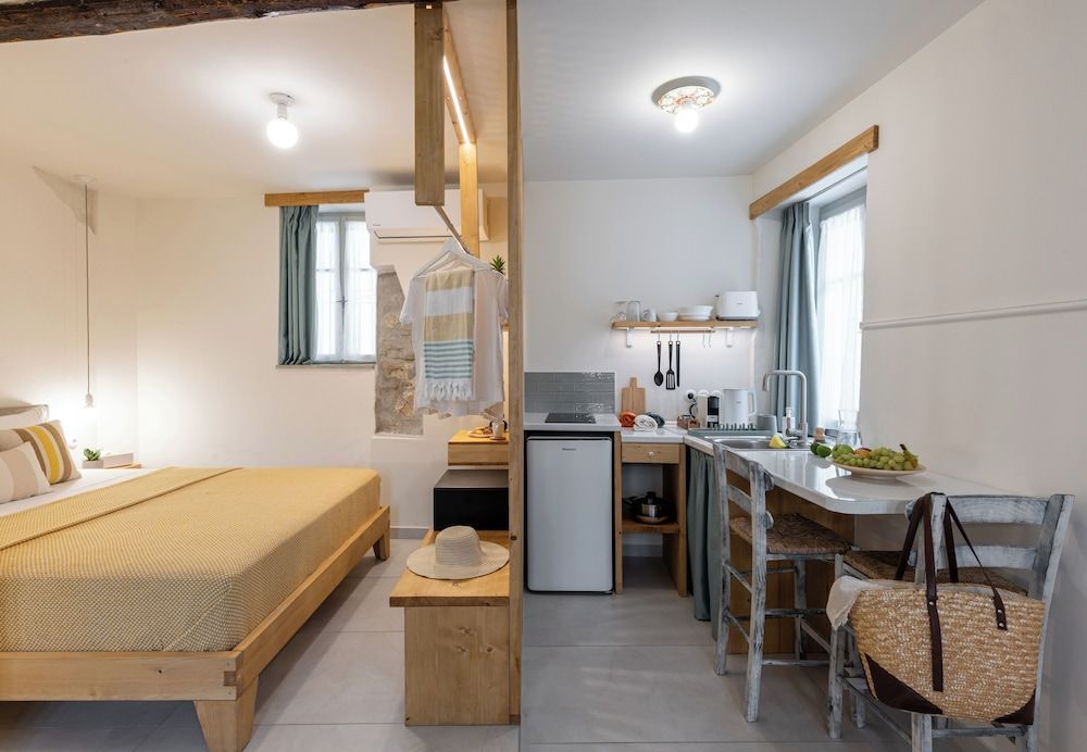 Capella Skiathos, Residences 1