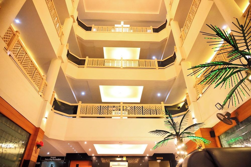 Hotel Pams 1