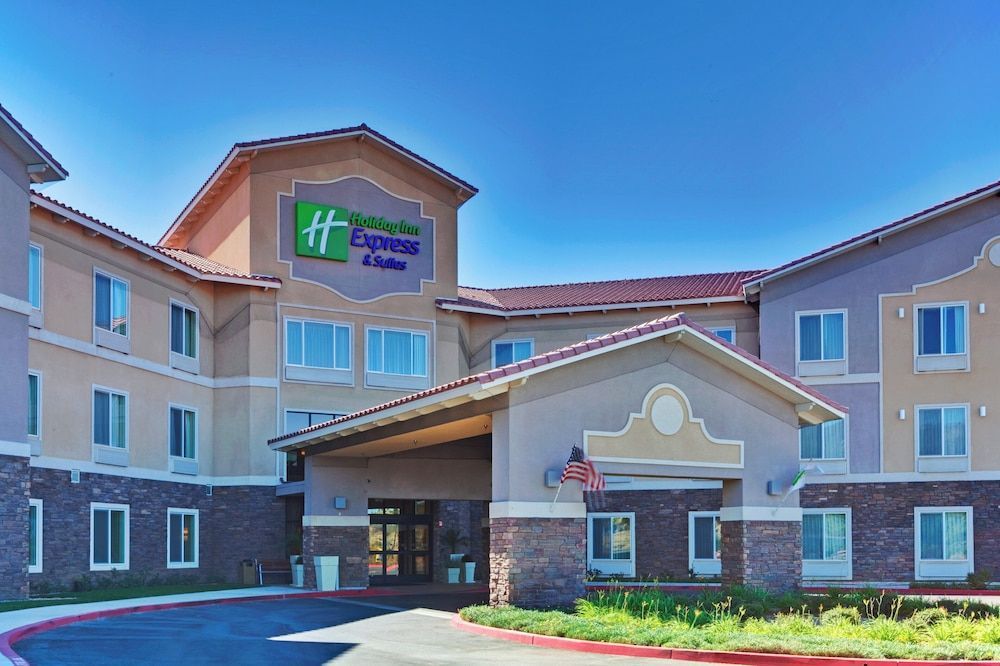 Holiday Inn Express & Suites BEAUMONT - OAK VALLEY by IHG 1