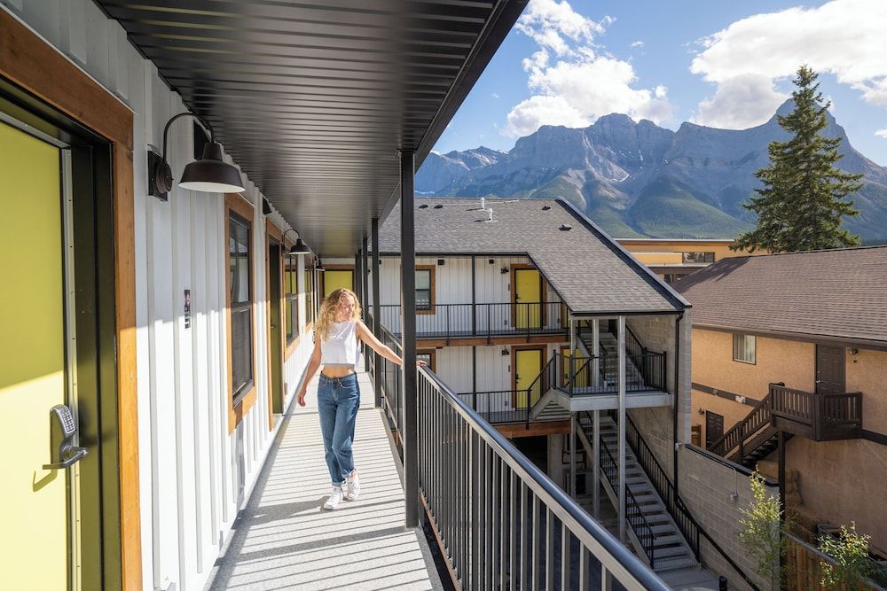 Basecamp Suites Canmore 1