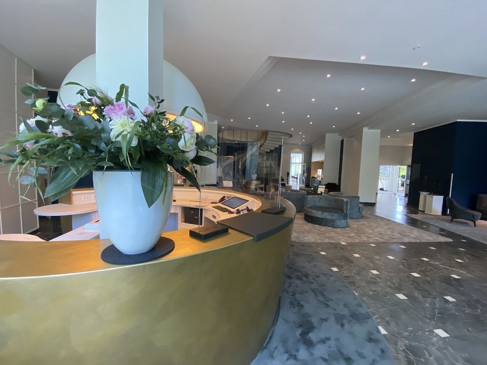 Strandhotel Fischland 2