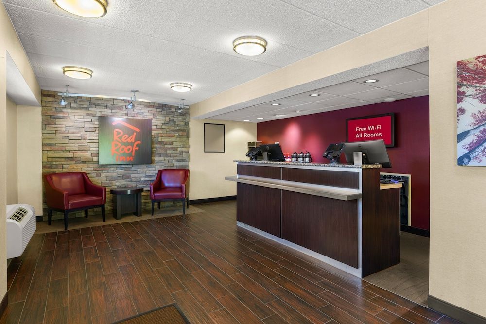 Red Roof Inn Salem 2