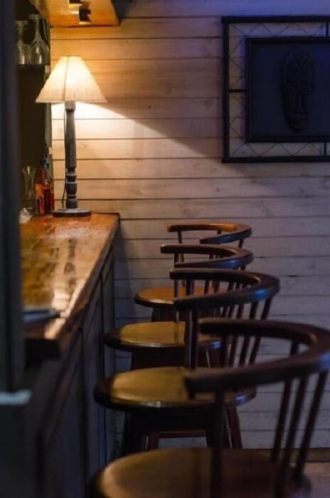 Hôtel Restaurant La Ribaudière 2