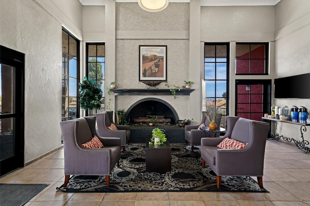 Best Western Desert Villa Inn 2