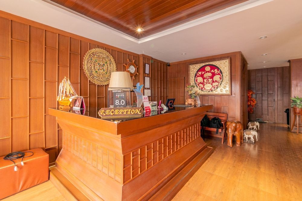 Lotus Hotel Patong 2