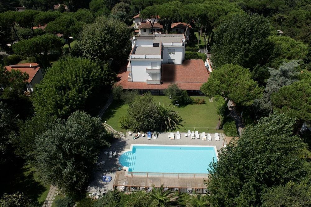 Hotel La Bussola 1