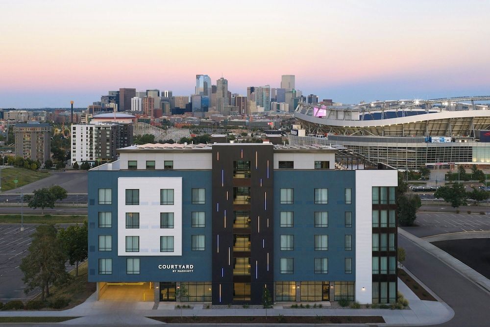Courtyard by Marriott Denver Downtown West 1