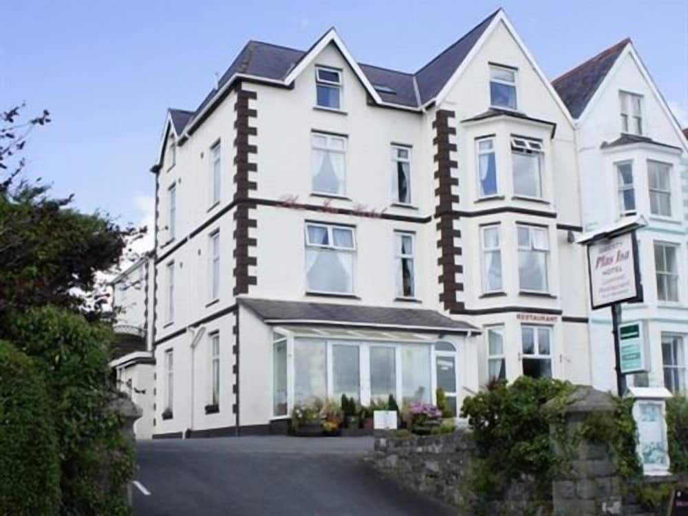 Plas Isa Hotel 1