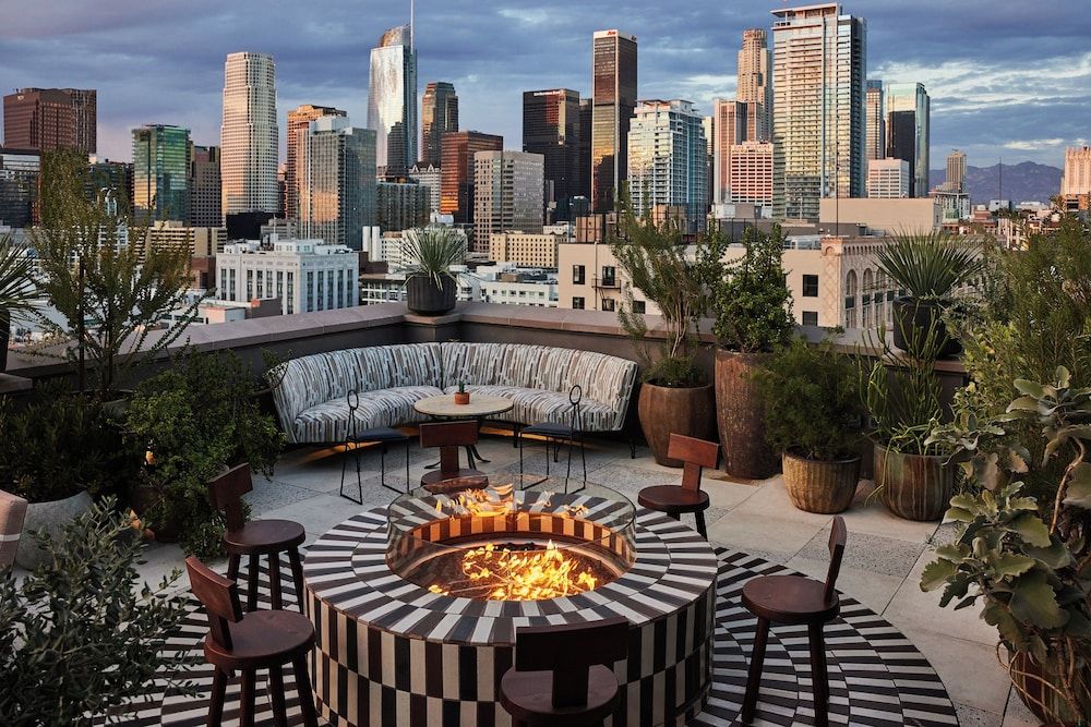 Downtown Los Angeles Proper Hotel, a Member of Design Hotels 1