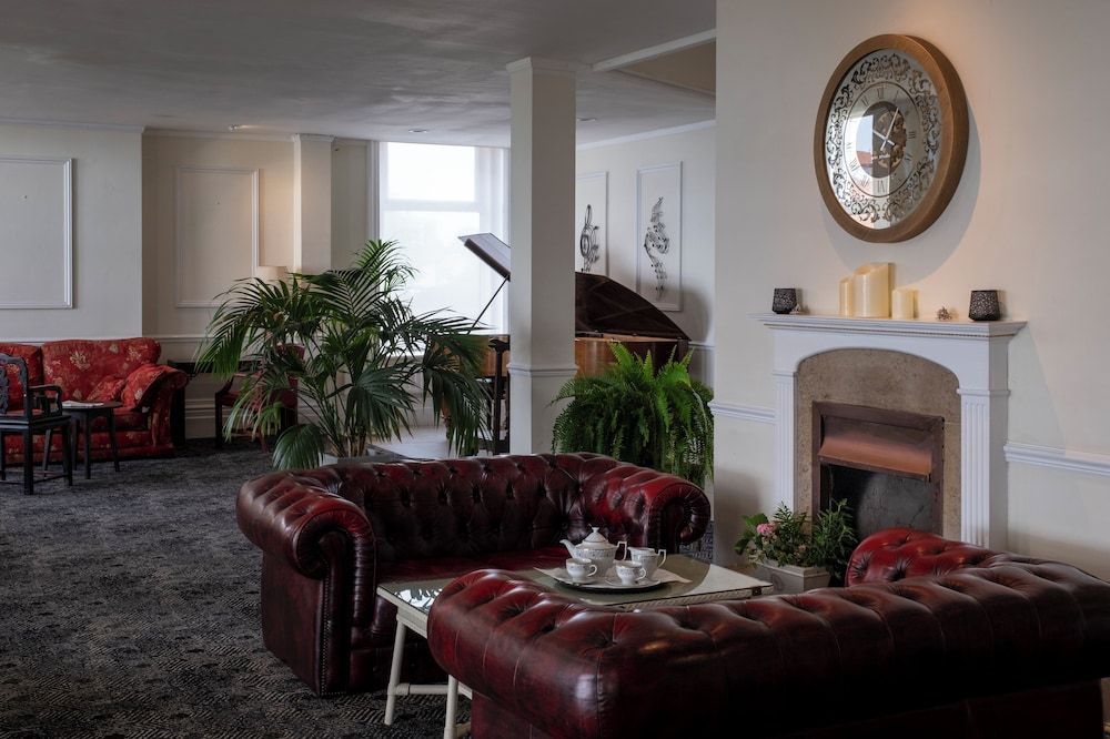 Grand Hotel Swanage 2