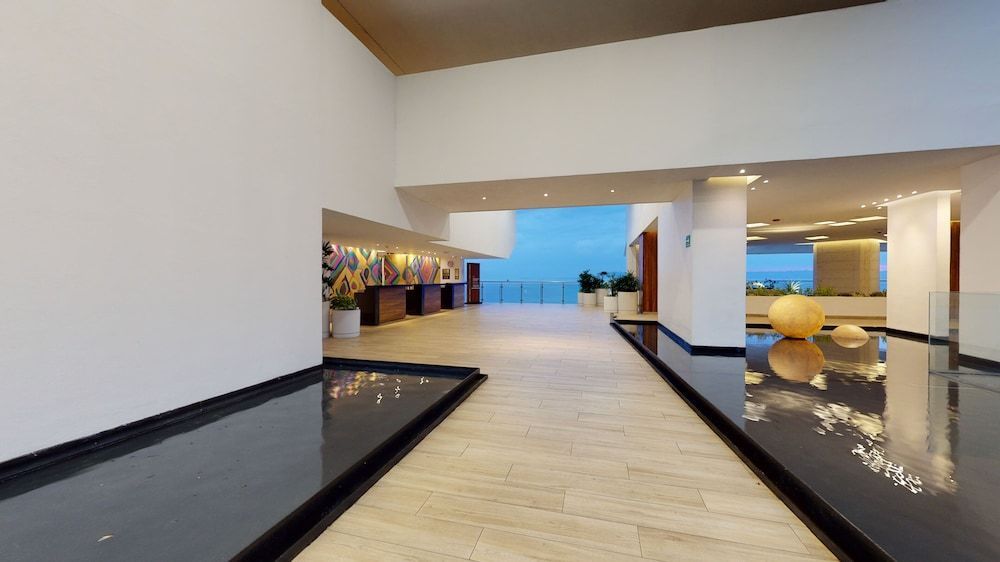 Grand Park Royal Puerto Vallarta - All Inclusive 2