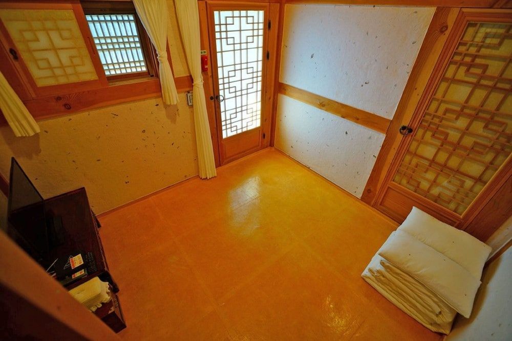 Hanok Goeul 2