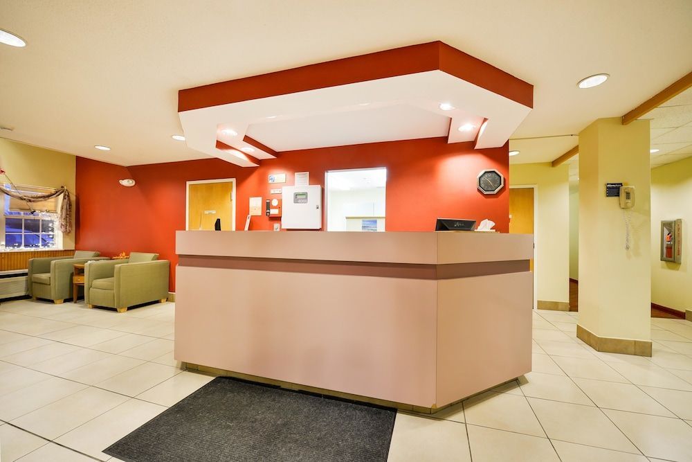 Americas Best Value Inn East Syracuse 2