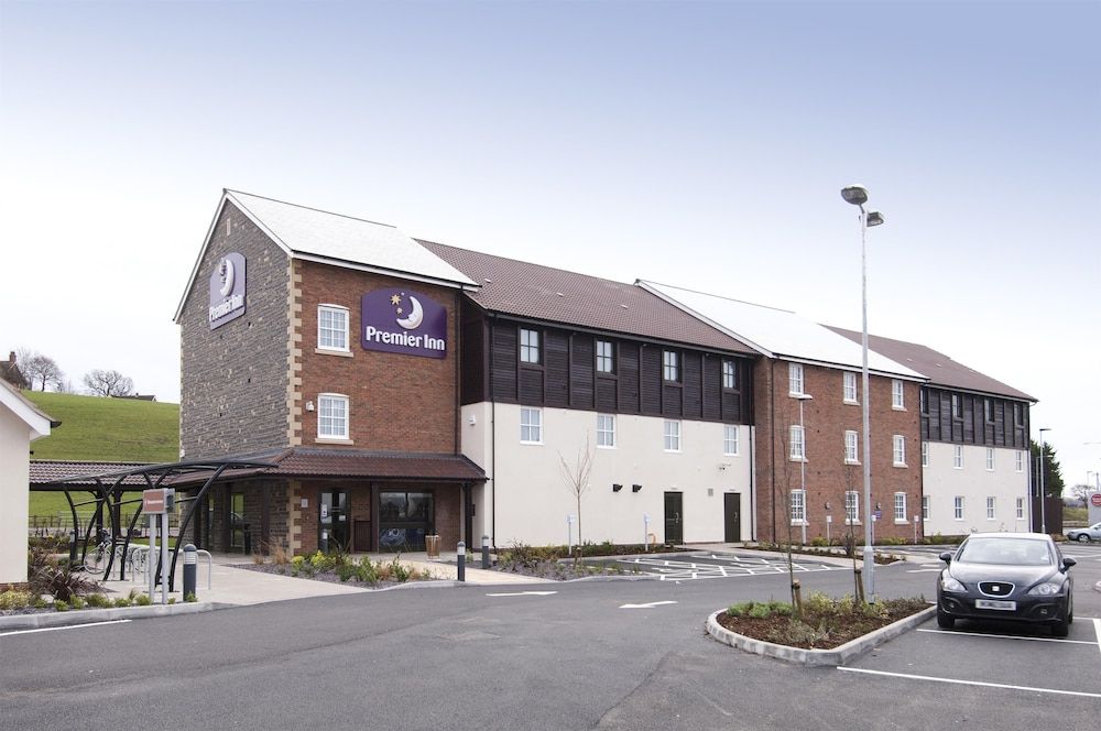 Premier Inn Glastonbury 1