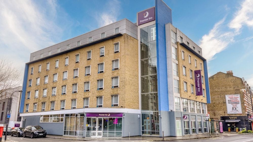 Premier Inn London Fulham 1