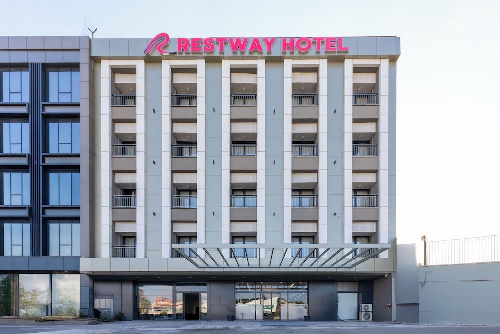 Restway Hotel 1
