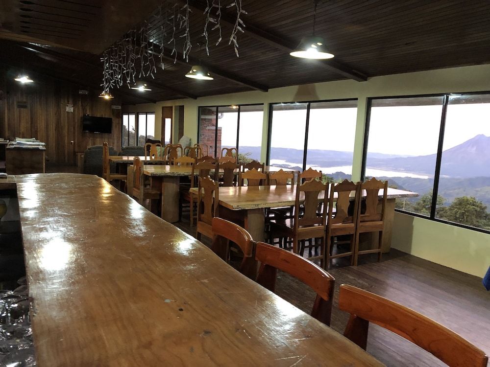 Vistaverde Lodge 1