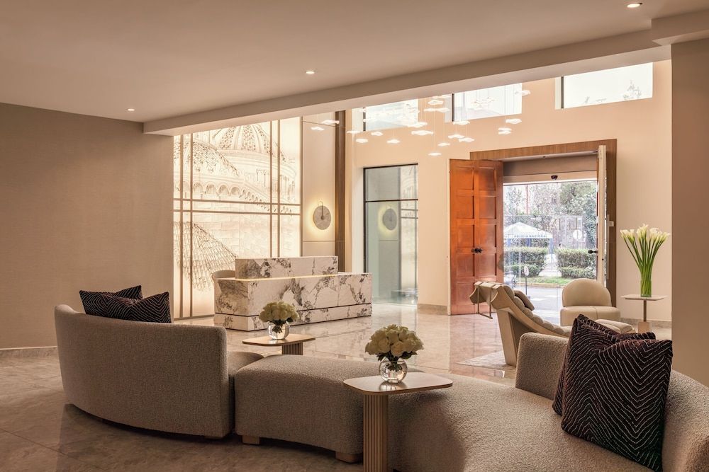 Le Parc Hotel, Beyond Stars 2