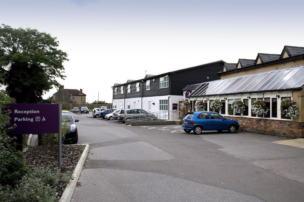 Premier Inn Cambridge North - Girton 1