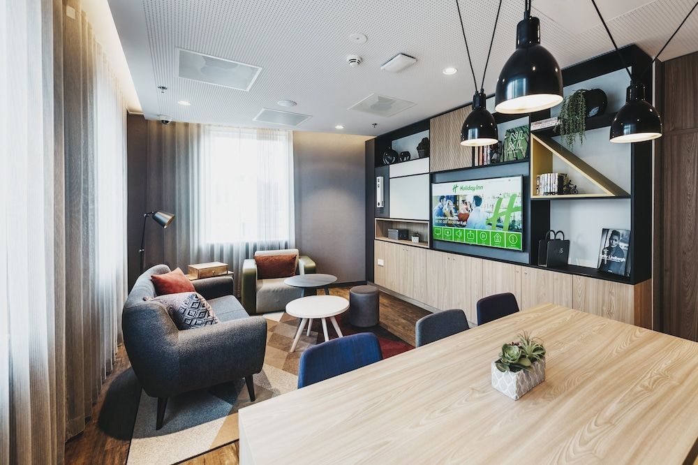 Holiday Inn EINDHOVEN AIRPORT by IHG 2