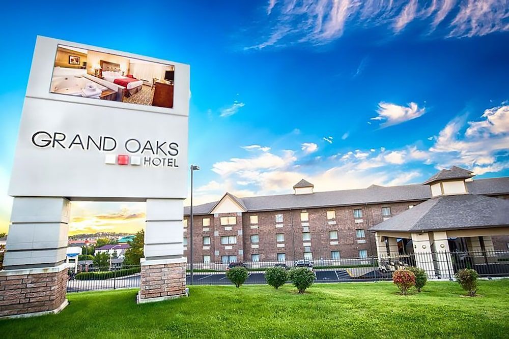 Grand Oaks Hotel 1