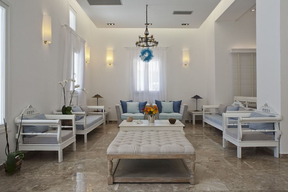 Kamari Hotel 2